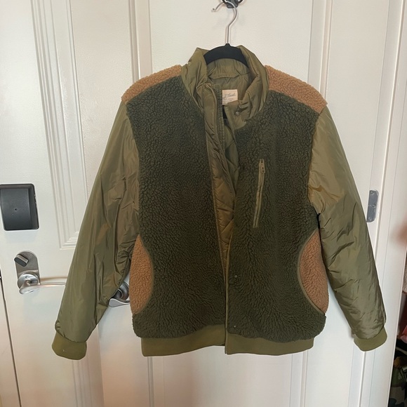 Universal Thread Colorblock Sherpa Bomber Jacket - Picture 4 of 9